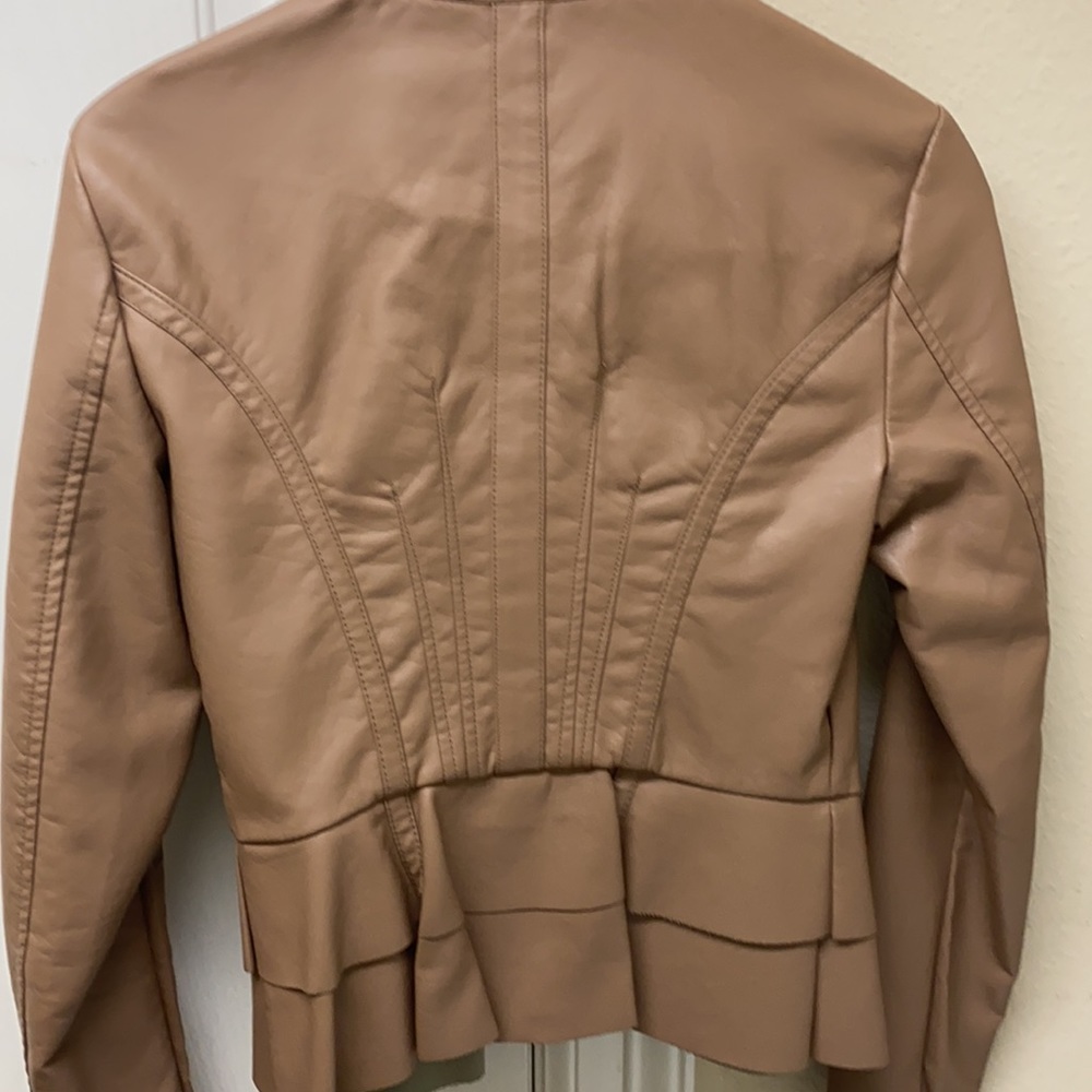 Beautiful leather jacket. Xsmall - Picture 6 of 6